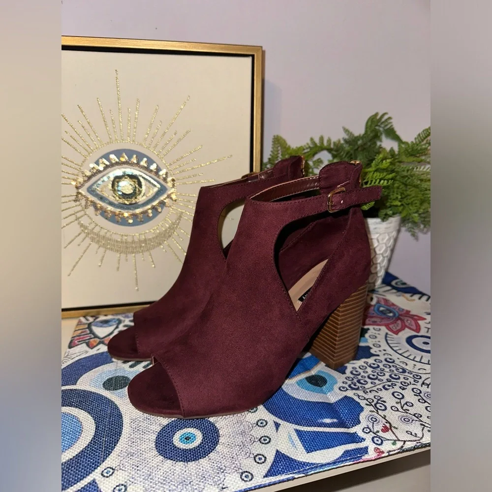 Parker & Sky Merlot Faux Suede Booties - Picture 3 of 9